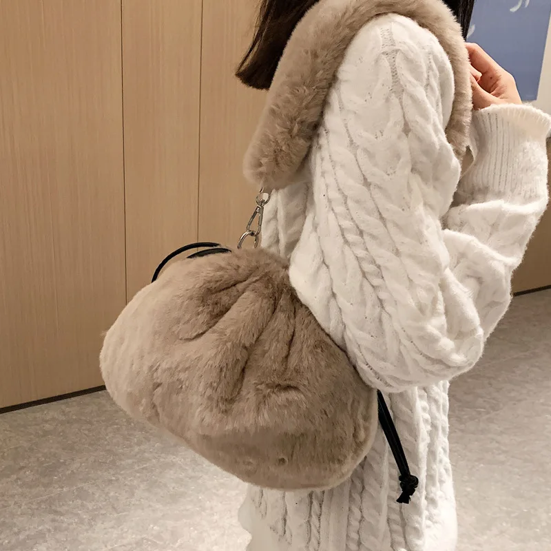 Soft Faux Fur Shoulder Bags For Women Ladies Plush Hand Bags Clutch Purse Winter Bucket Bags Bolsa Feminina Designers Bolsa