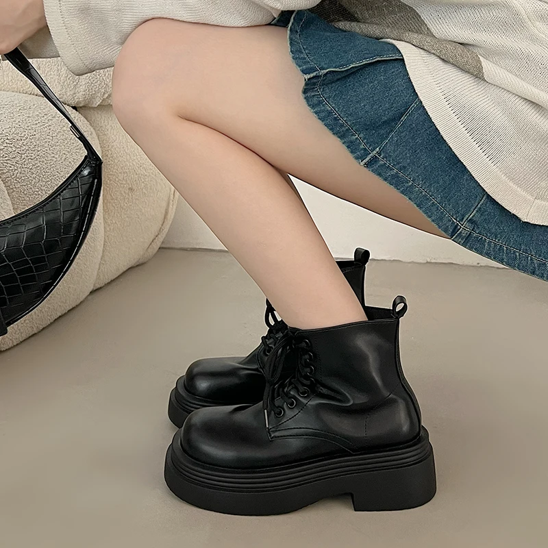 Женские ботинки до середины икры Rock Shoes белые низкие для женщин черные осенние