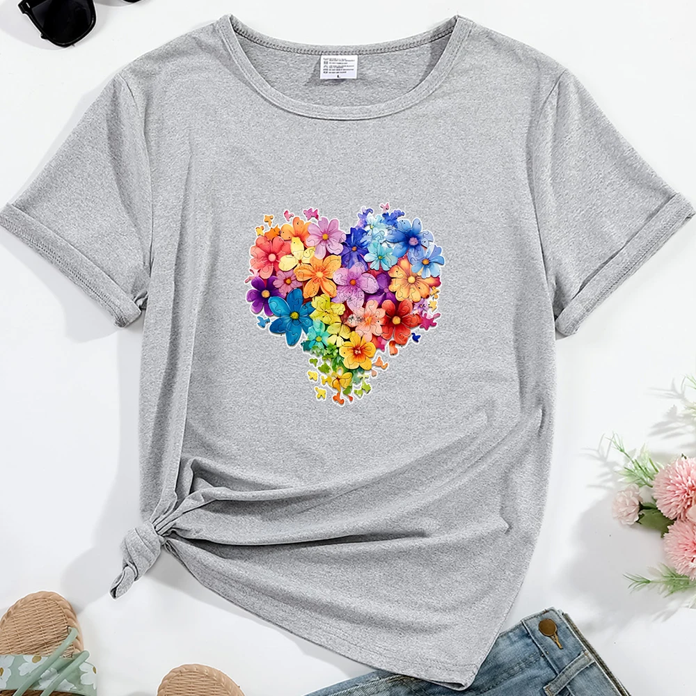 Футболка женская с цветочным принтом и сердечками Повседневная Уличная одежда
