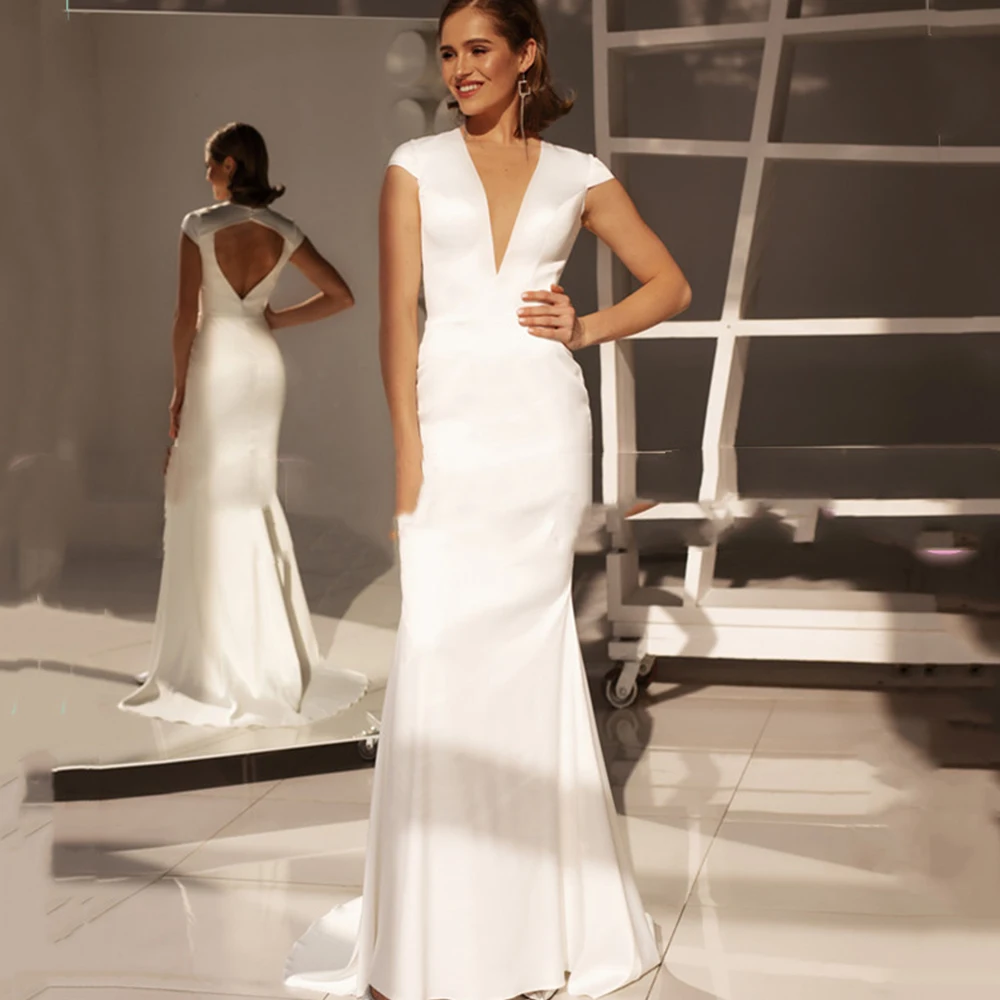 

Backless Wedding Dress For Bride 2022 Short Sleeves V-Neck Mermaid Bridal Gown Simple Satin Elegant Vestido De Noiva Custom Made