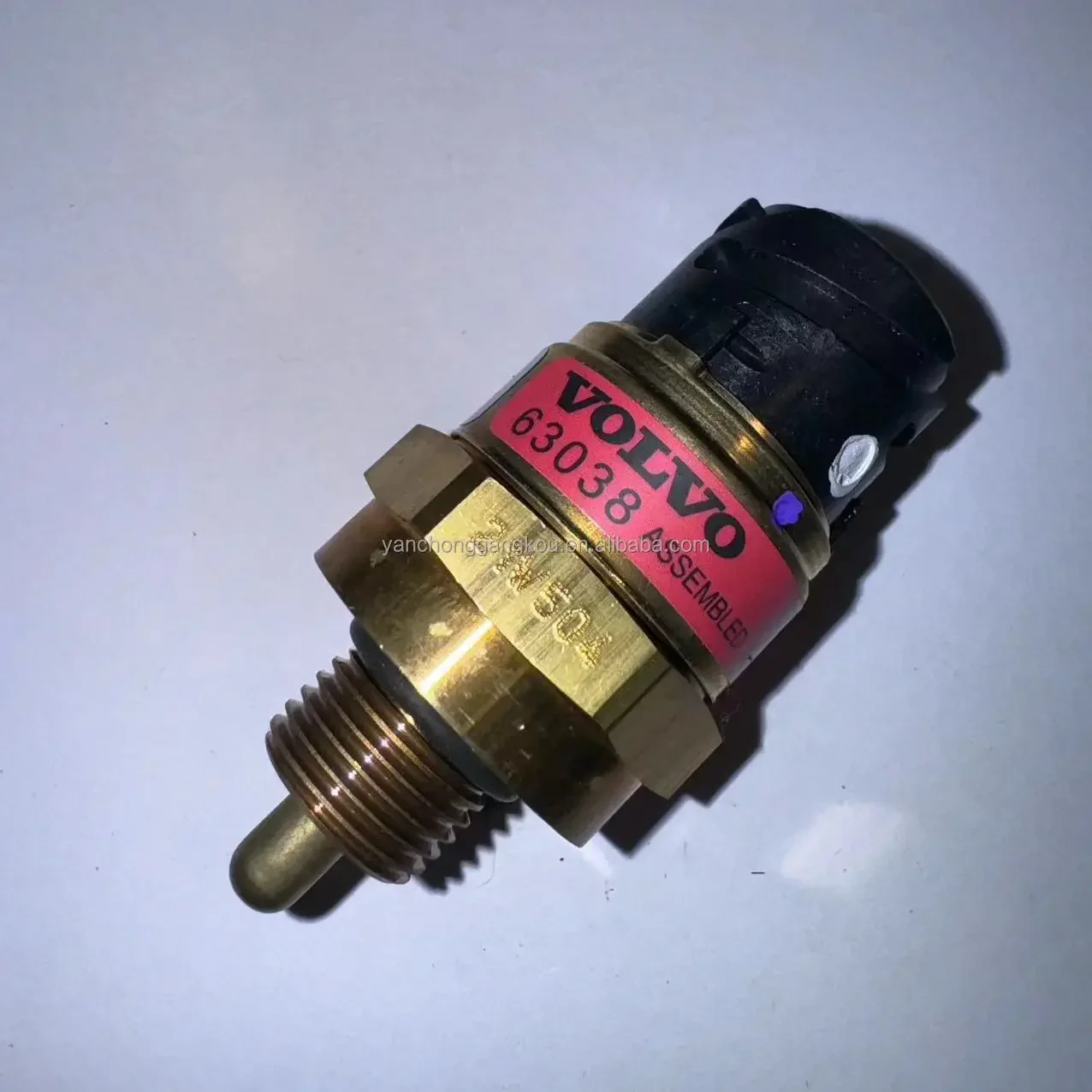 Кальмар 923976 .0303 ДАТЧИК ДАВЛЕНИЯ МАСЛА ICM 2019038 1077574