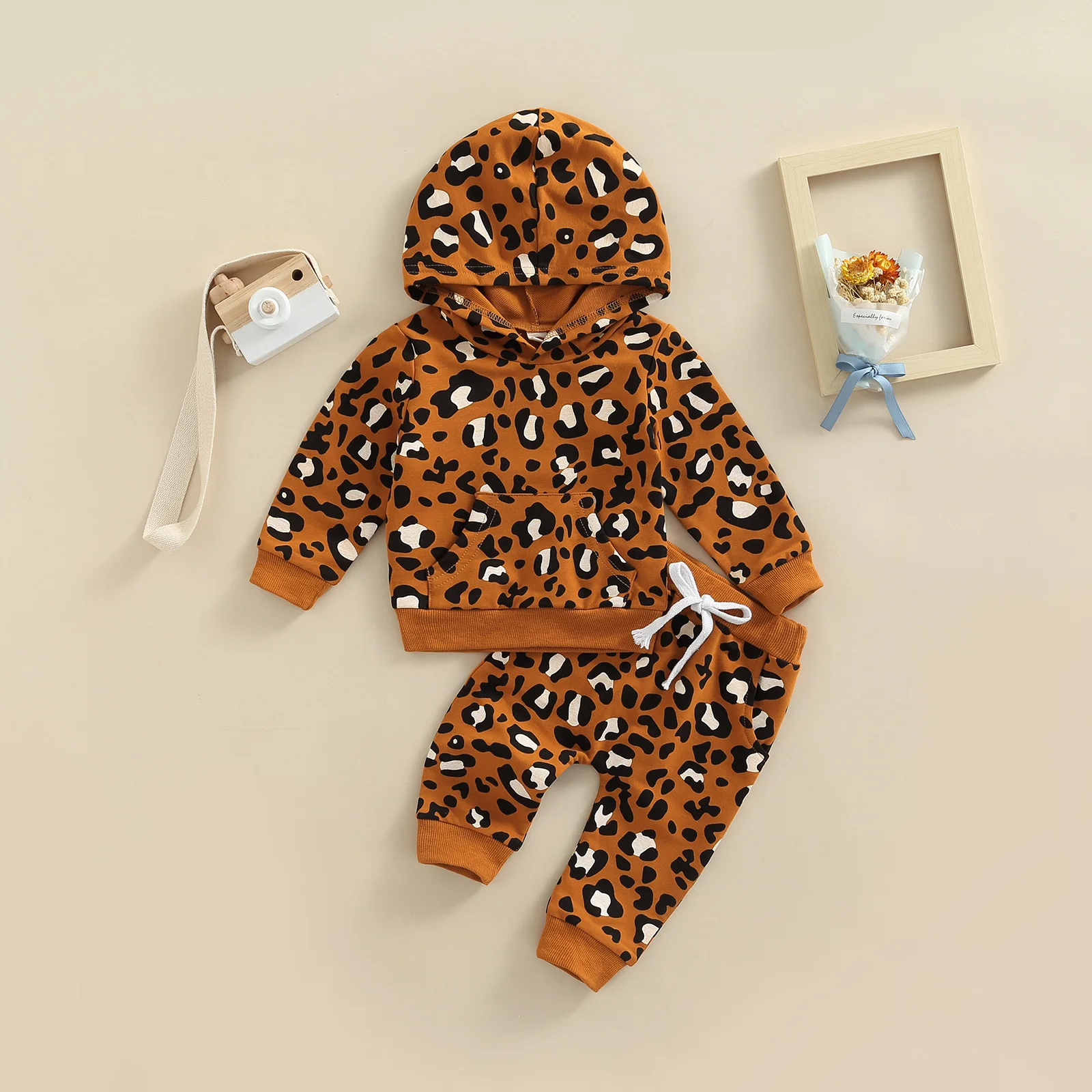 

2023 New Autumn Toddler Baby Girls Boys Suit Set Leopard Print Long Sleeve Hooded Tops Pocket+ Pants Fall Clothes