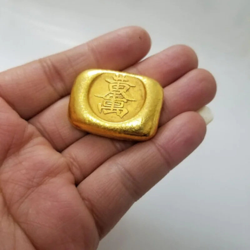 

Collection of Handicrafts Gold Seal Root Bar and Mound: 10000 Liang Jin