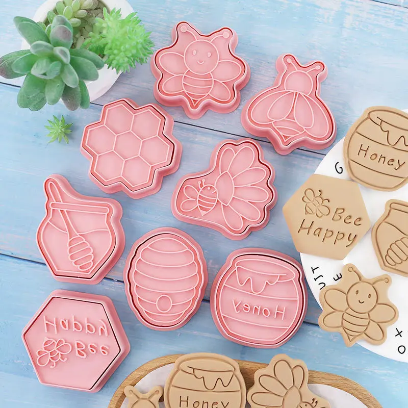 

Bee cookie mold cartoon cookie cutting 3d baking fondant cake tool