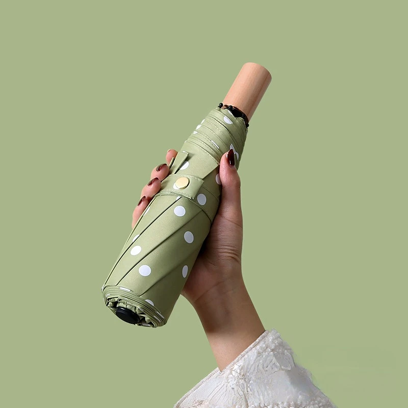 

Fresh Small Vinyl Wooden Handle Three-fold Umbrella Business Umbrella for Men and Women Simple Retro Umbrella Sun Umbrella