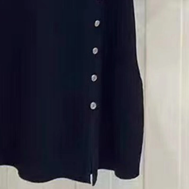 

Women Black Dress 2023 Early Autumn New Line Button Decoration Short-sleeved Dress