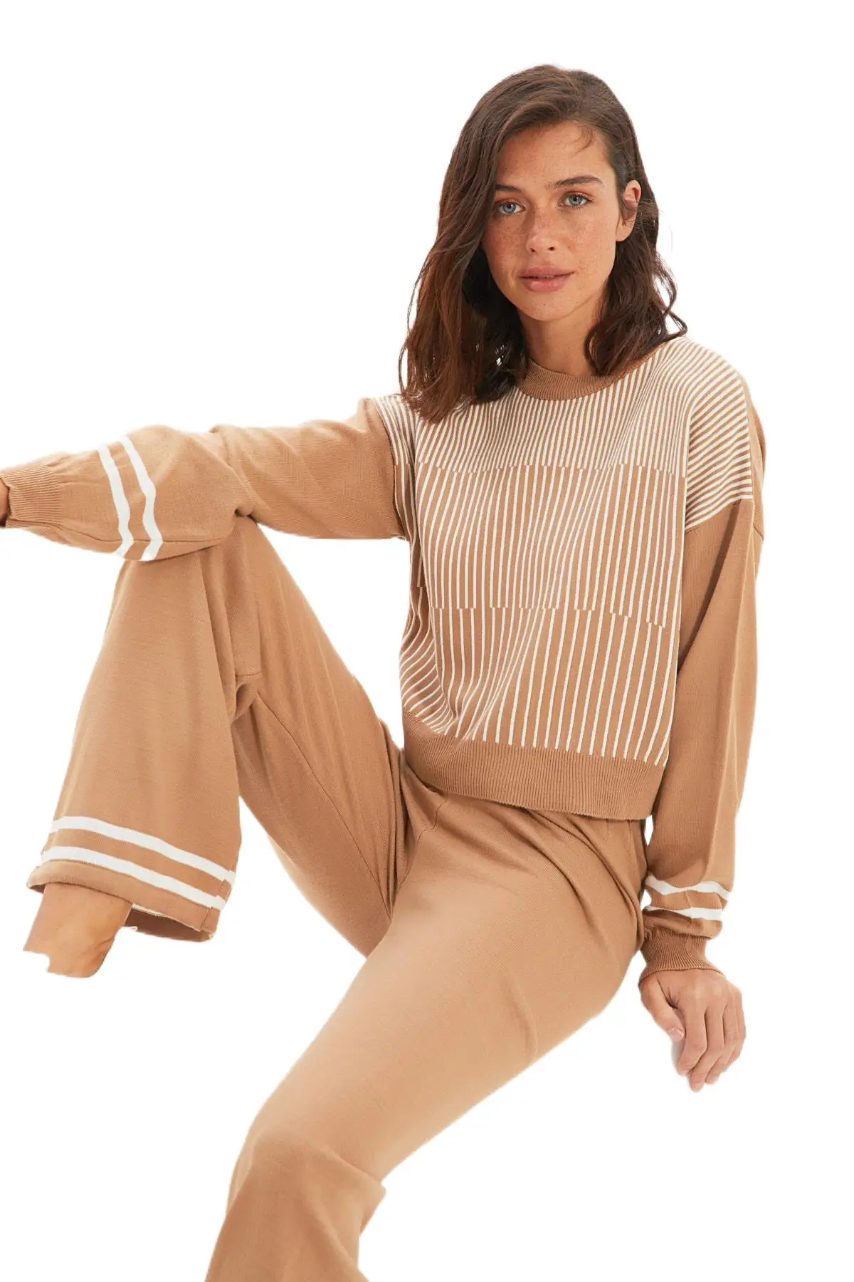 

Autumn And Winter To Keep Warm Striped Knitwear Long Sleeve Sub- Top Wide-legged Pants Two - Piece Suit