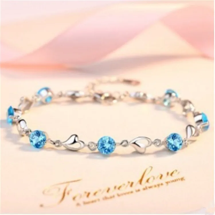 

Silver-plated Mori Literary Blue Crystal Heart Bracelets for Women with Diamonds and Zirconia Heart Bracelet Simple