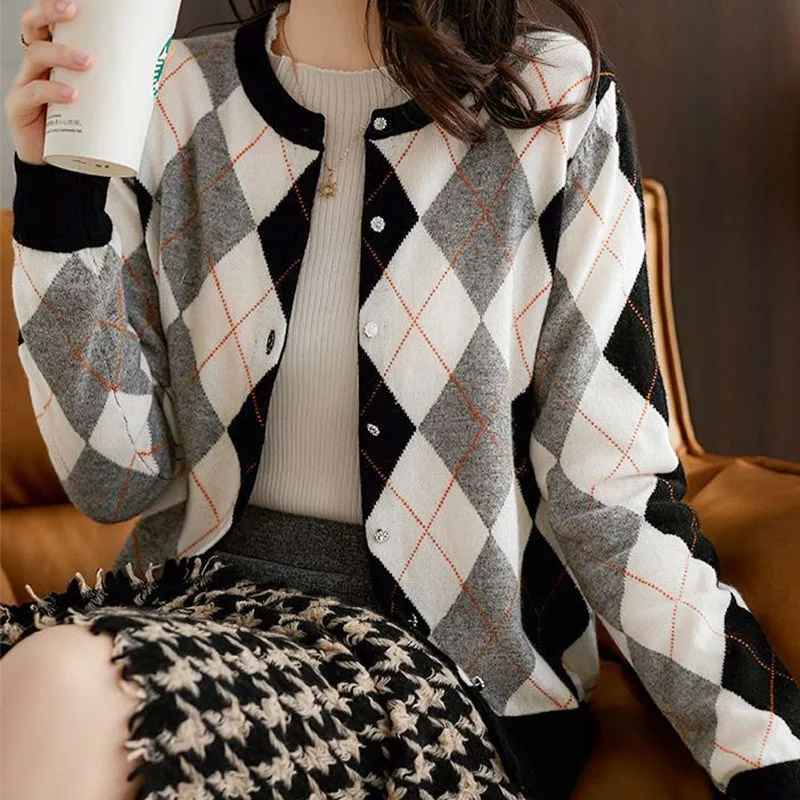 

Autumn Winter Round Neck Knitted Geometric Cardigan Sweaters for Women 2022 New Design Casual Korean Top Women's Clothing Coat