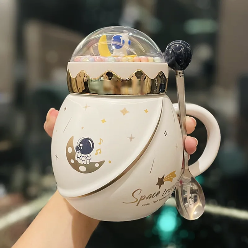 

Astronaut Series Ceramic Mug with Lid Spoon Coffee Cup Couple Water Cup Kawaii Cup Cute Mug Original Breakfast Cups Girls Gift