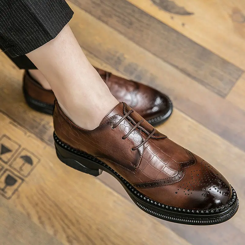 

Туфли мужские из спилка, на резиновой подошве, A90