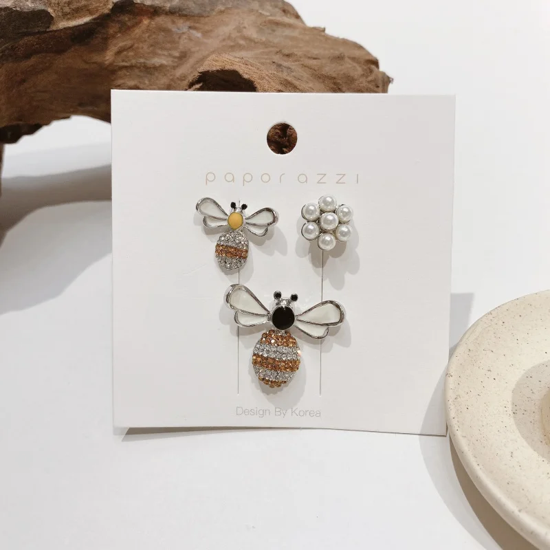 

3pcs/set Fashion bee Brooches Women Men Delicate Crystal Rhinestone Brooch Pin Jewelry Gifts Fashion Enamel Insect Series