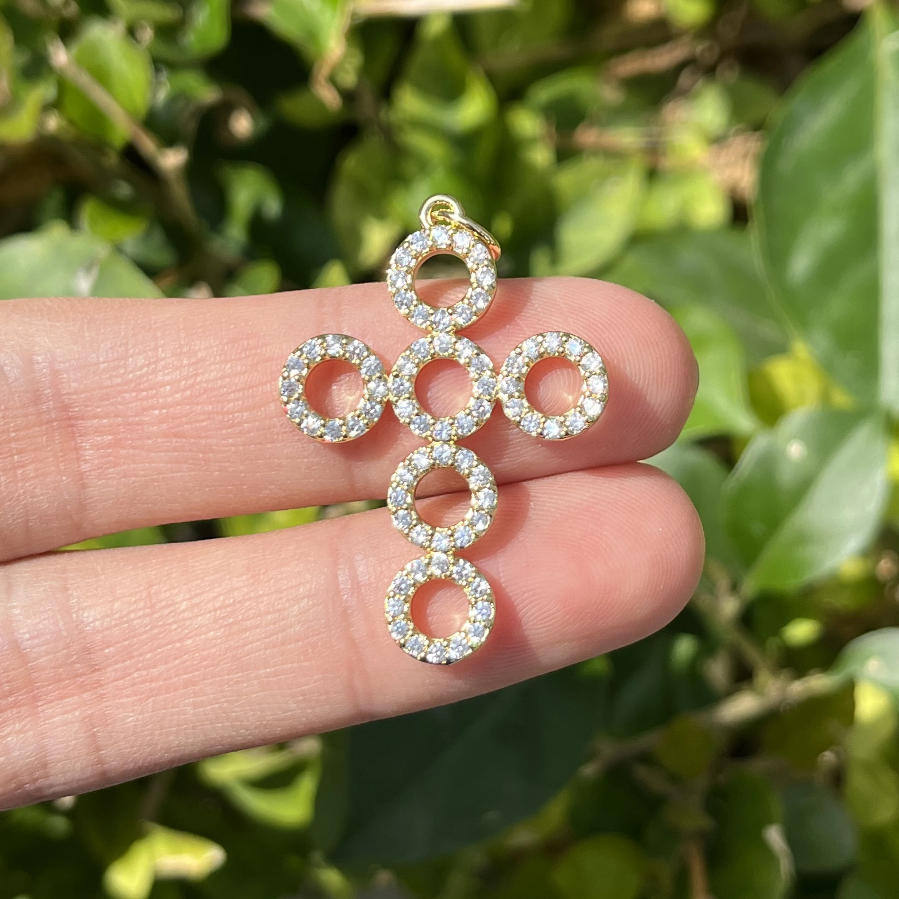 5 шт. сверкающие украшения Zironia паве Крест Подвеска Шарм для изготовления на заказ женские ювелирные изделия ручной работы аксессуары браслет ожерелье 5 шт. сверкающие украшения Zironia паве Крест Подвеска Шарм для изготовления на заказ женские ювелирные изделия ручной работы аксессуары браслет ожерелье