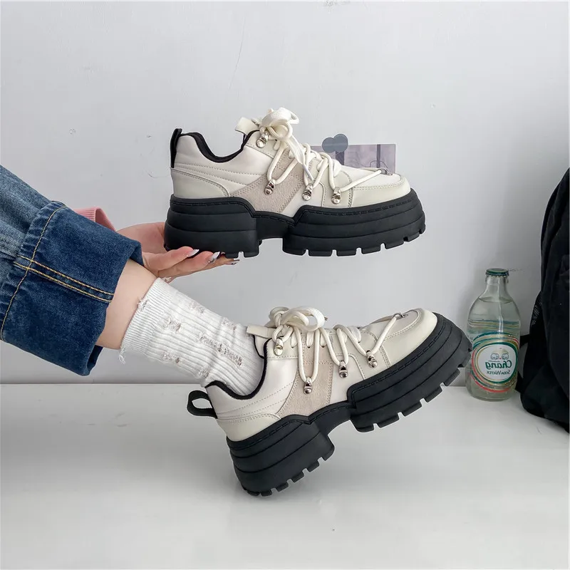 

Y2K Korean Women Fashion Kawaii Footwear Shoe Pumps Athletic Girls Platform Sneaker Ladies Casual Chunky Sneakers Flat Shoes
