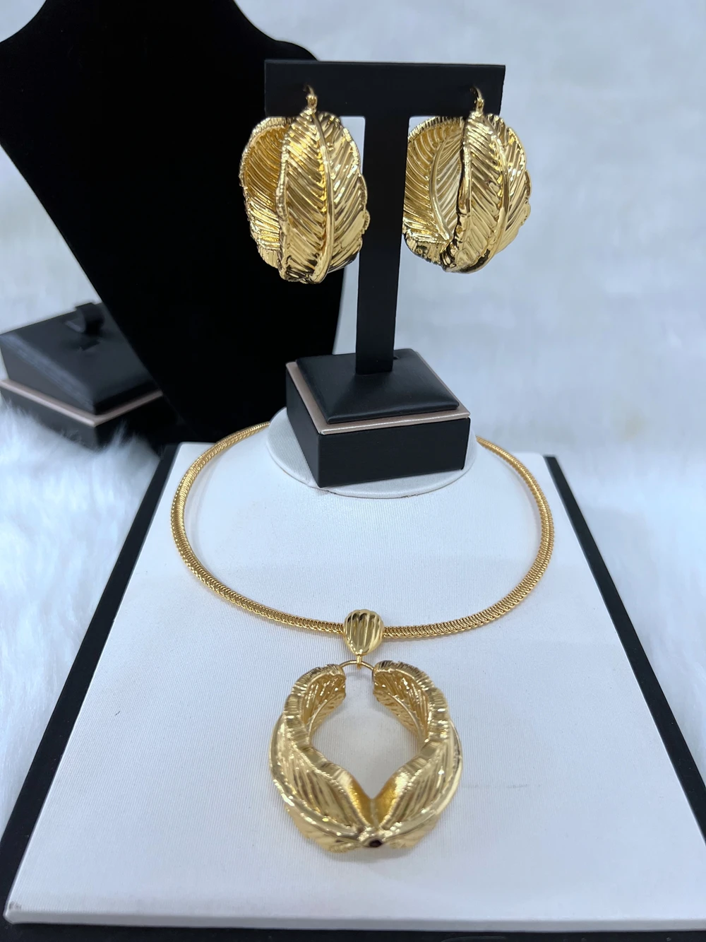 Women Necklce Earring 2 Pcs Jewelry Set Large Pendant Gold Plated Luxury Nigeria Dubai Women Golden Jewelry Sets For Women