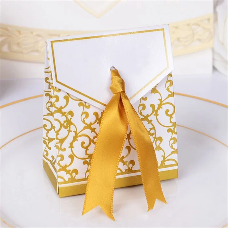 

50pcs Flower Candy Boxes Bag Wedding Favours Birthday Party Favor Bags Gold Sliver Sweet Cake Gift