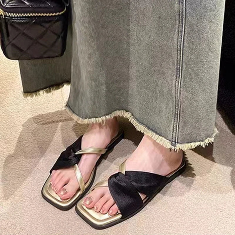 Fashion Women Slippers Summer 2023 New One Word Sandals Female Korean Casual Beach Holiday Slides Summer Sandalias Flat Footwear