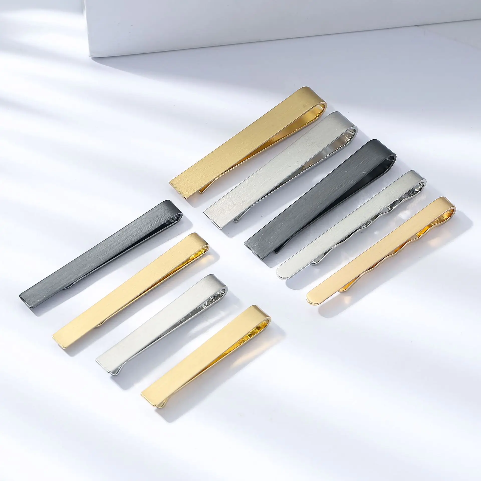 

New Men's Tie Clips Simple Fashion OL Style Business Banquet Metal Solid Color Ties Wallet Clip Accessories Gifts for Men