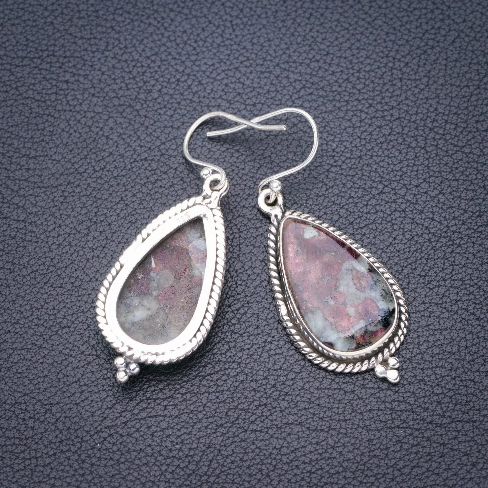 

Серьги ручной работы из серебра эвдиалита, StarGems, 2 дюйма, E6080