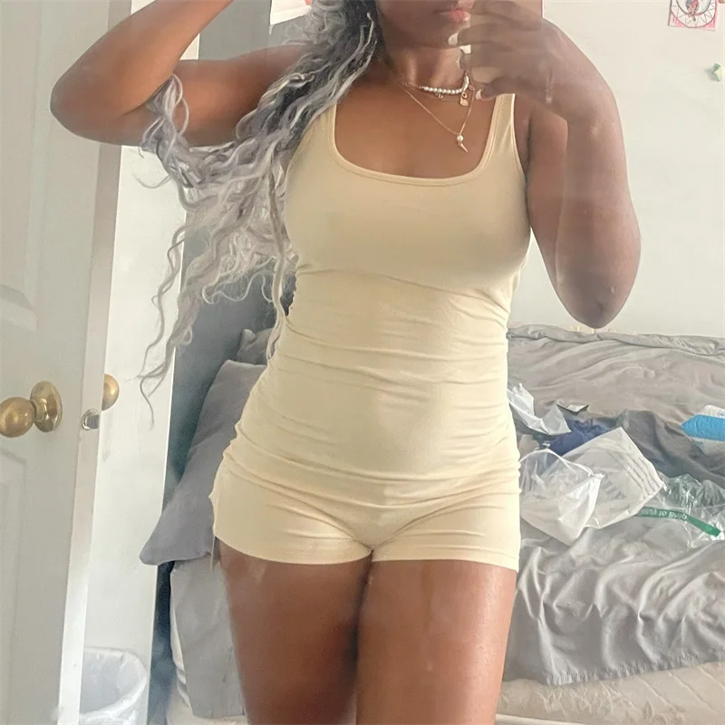 Женский комбинезон без рукавов с квадратным вырезом