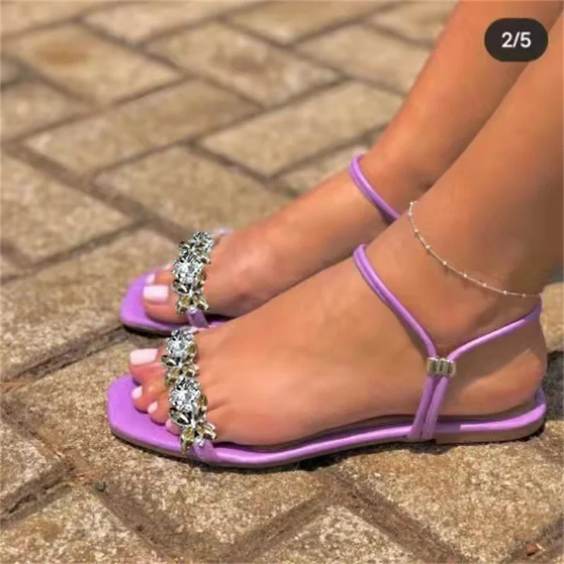 

Women Gladiator Thong Sandals 2021 Woman Cross Tied Crystal Flats Summer Women's Shoes Plus Size Female Beach Footwear Plus Size