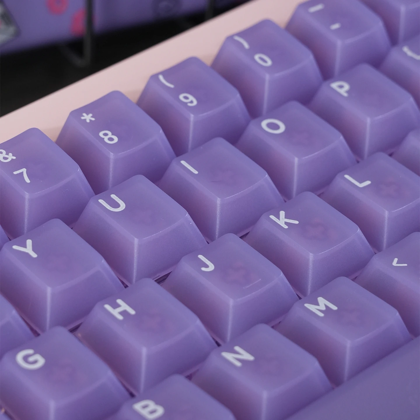 Фото Туманные фиолетовые полупрозрачные колпачки для клавиш для ПК с RGB-подсветкой Cherry Profile, колпачки для клавиш с УФ-принтом для переключателей Cherry MX, игровые клавиатуры №2