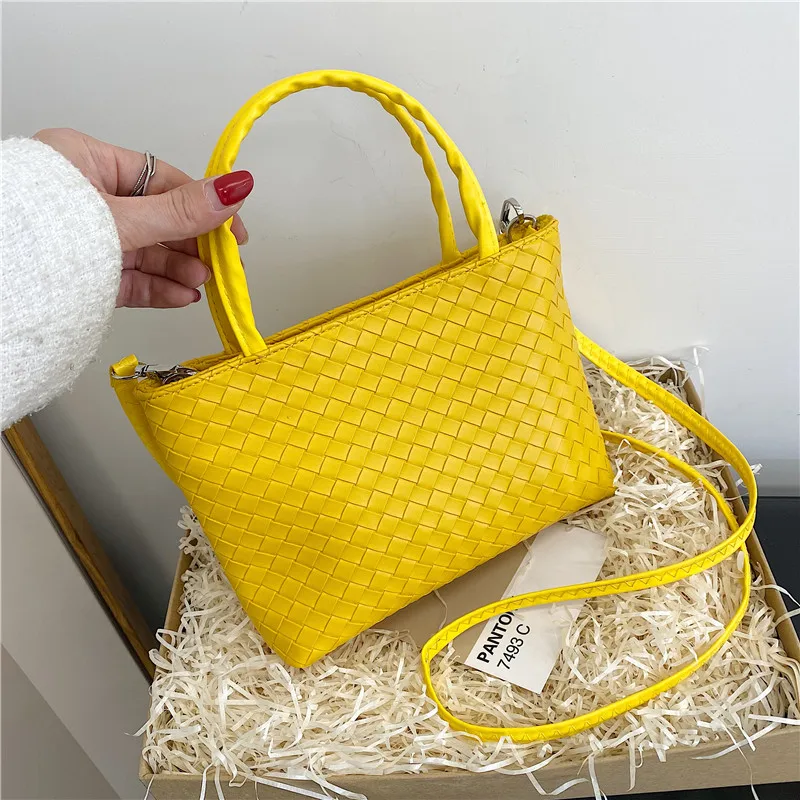 

Luxury Designer Small Square Weave Shopper Shoulder Crossbody Sling Bags for Women 2022 Summer Branded Trending Simple Handbags