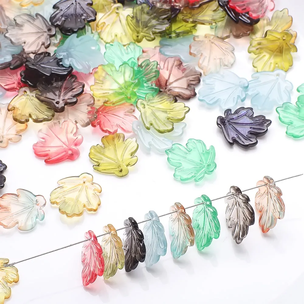 20 шт. стеклянные бусины в форме клена 21 х23 мм