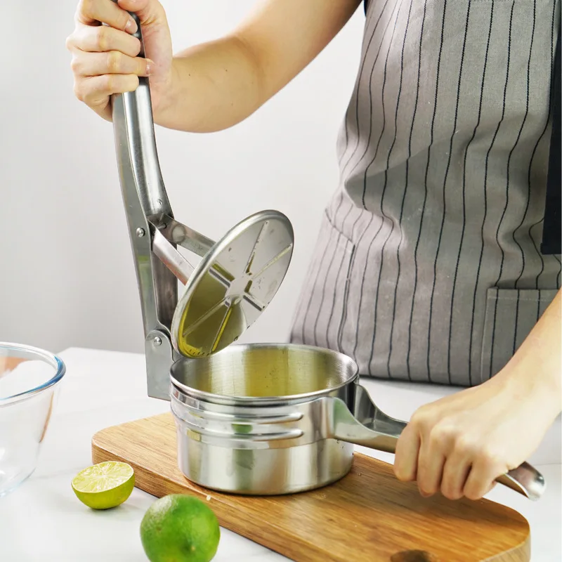 

Stainless Steel Manual Juicer Vegetable Fruit Squeezer Large Capacity Multi-use Dumpling Filling Potato Crusher Dewaterer Juicer