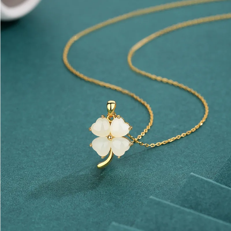 

S925 pure silver natural Hotan jade meets lucky Necklace (clavicle chain)