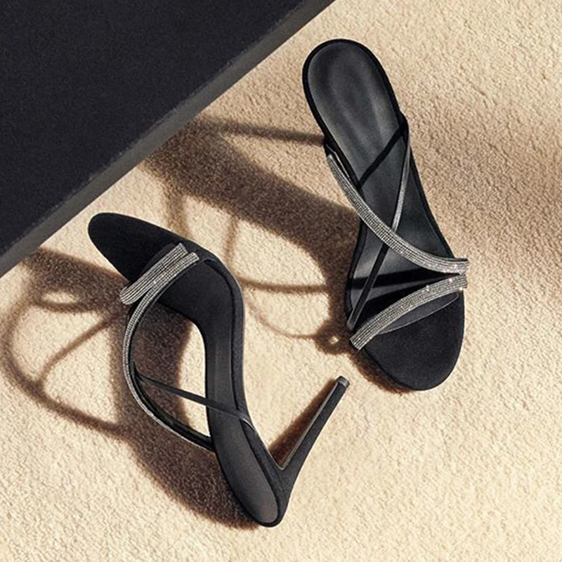 

Chic Fashion2023 Women Black Sandals Shine Crystal Cross Strap Summer Shoes Luxury Rhinestone High Heels Lady Sandalias Femmes