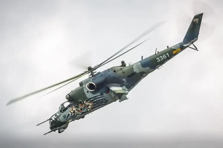 Galaxy 48062 Mi-35 3361 CZECH AIR FORCE NATO TIGER MEET 2011 DECEL&ampMASK