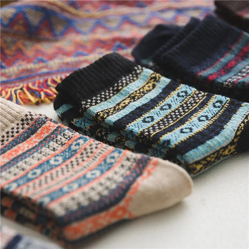 5 Pairs Autumn and Winter National Style Women and Men Wool Socks Super Thick Warm Christmas Cashmere Women Socks