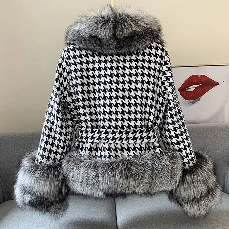 Fur Coat Women's 2022 Autumn Winter New Young Style Short Houndstooth Imitation Silver Fox Fur Warm Plush Faux Fur Coats Female