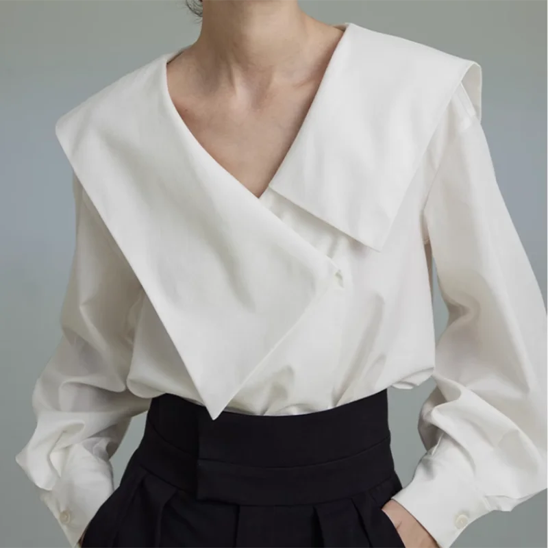 

Vintage Loose V-neck White Shirt Women French Lantern Sleeve Elegant Blouse Women Chic Design Big Turn-down Collar Tops 27834