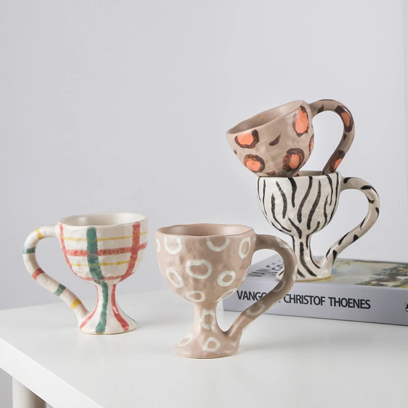 

Creative Vintage Painted Ceramics Mugs With Handle Coffee Milk Tea Cups Drinkware Dessert Bowl Ice Cream Goblet Cocktail Goblet