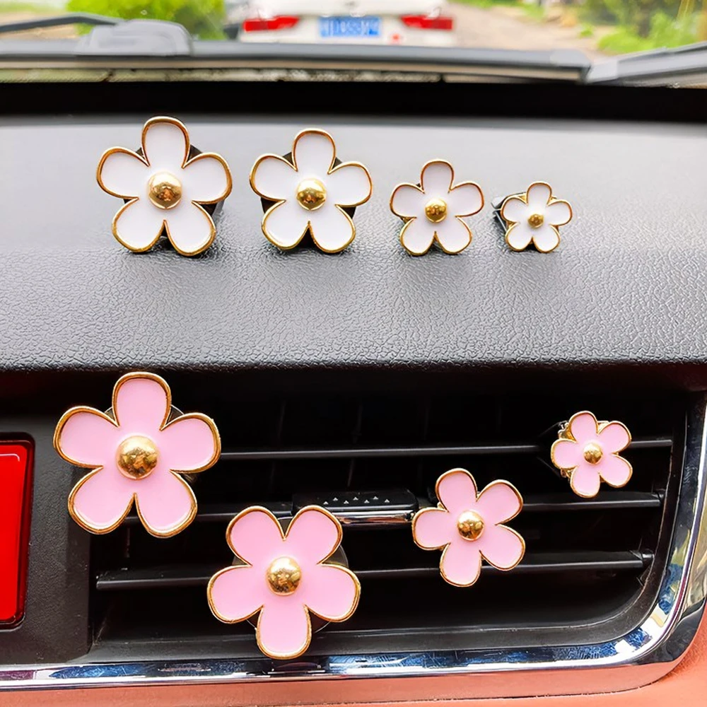 

4pcs Flower Air Vent Clip Car Air Freshener Perfume Clip Cute Small Flowers Car Accessories Interior Woman Aromatherapy Diffuse