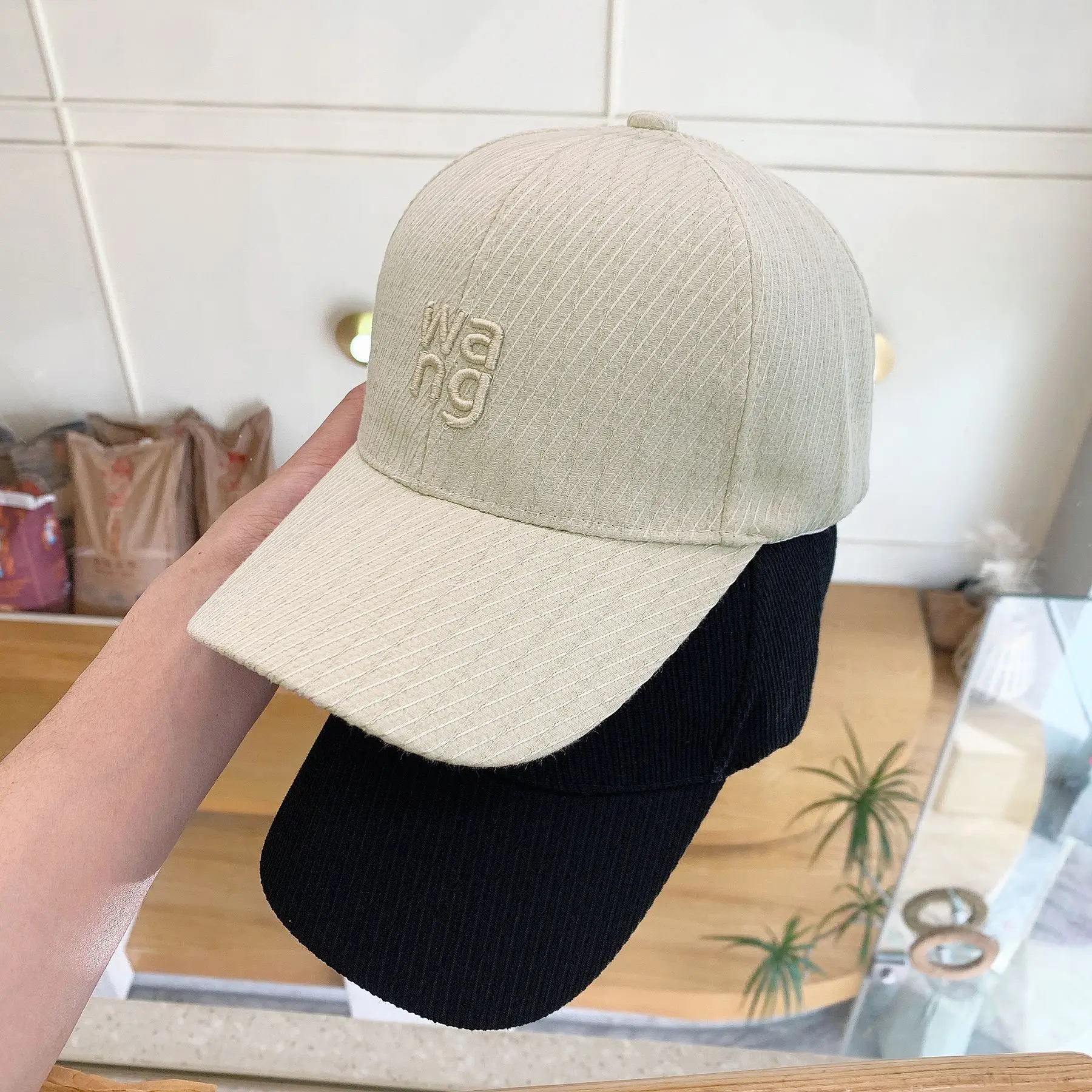 Luxury Letters Embroidery Women Men Baseball Caps Female Male Sport Visors Snapback Cap Sun Hats For Men Unisex-Teen Hip Hop Hat
Luxury Letters Embroidery Women Men Baseball Caps Female Male Sport Visors Snapback Cap Sun Hats For Men Unisex-Teen Hip Hop Hat