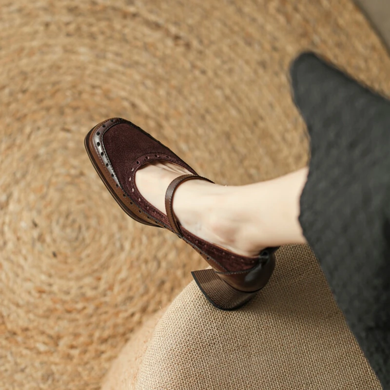 Женские замшевые туфли-лодочки с квадратным носком на высоком каблуке