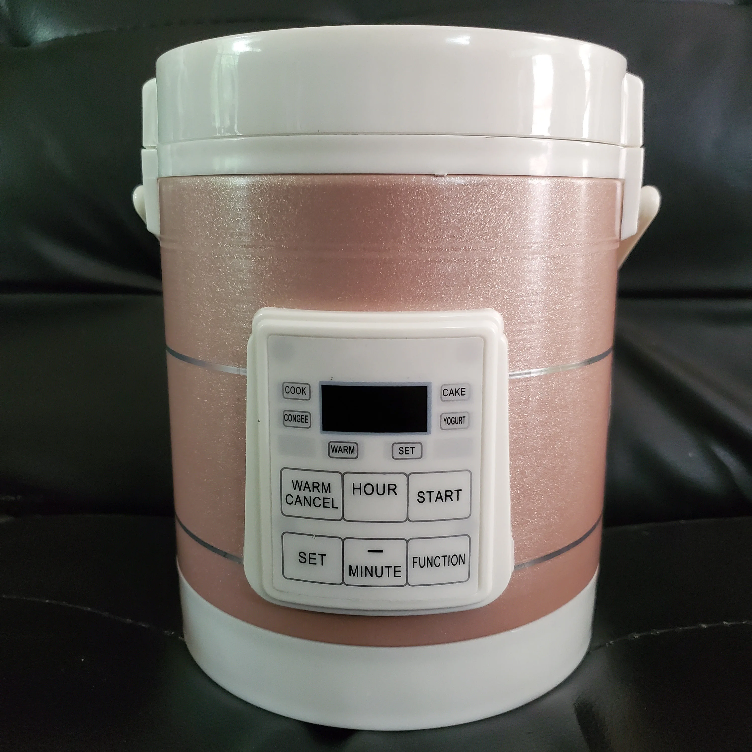 

12V and 24 V 1.2L car electric rice cooker is suitable for cars and trucks