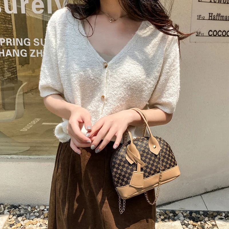 

2022 сумка-мессенджер на одно плечо, простая сумка через плечо на цепочке, Новая модная женская сумка Lingge Shell, женская сумка контрастных цветов