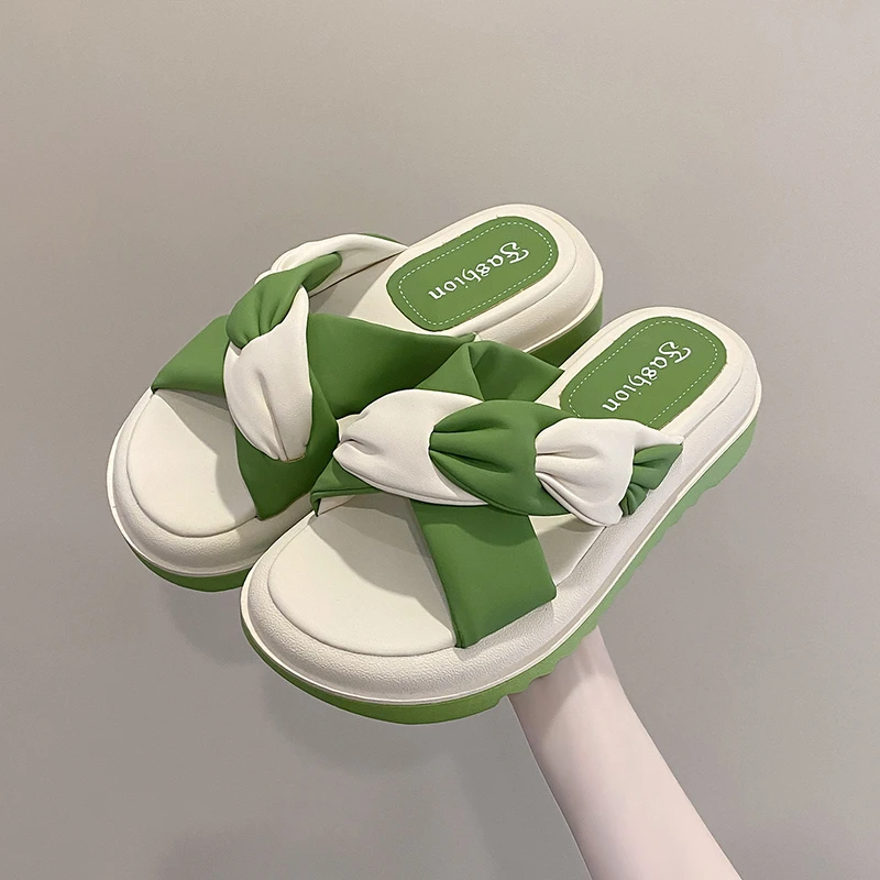 

Shoes Women Slippers Casual Pantofle Platform Med Slides Soft Luxury 2022 Flat Scandals Leisure PU Bonded Leather Slippers Casu