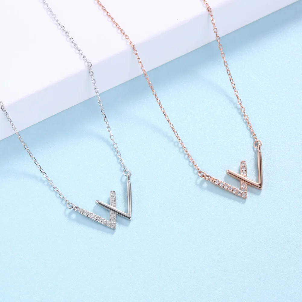 

UMCHO 925 sterling silver letter W necklace female niche light luxury sterling silver clavicle chain jewelry