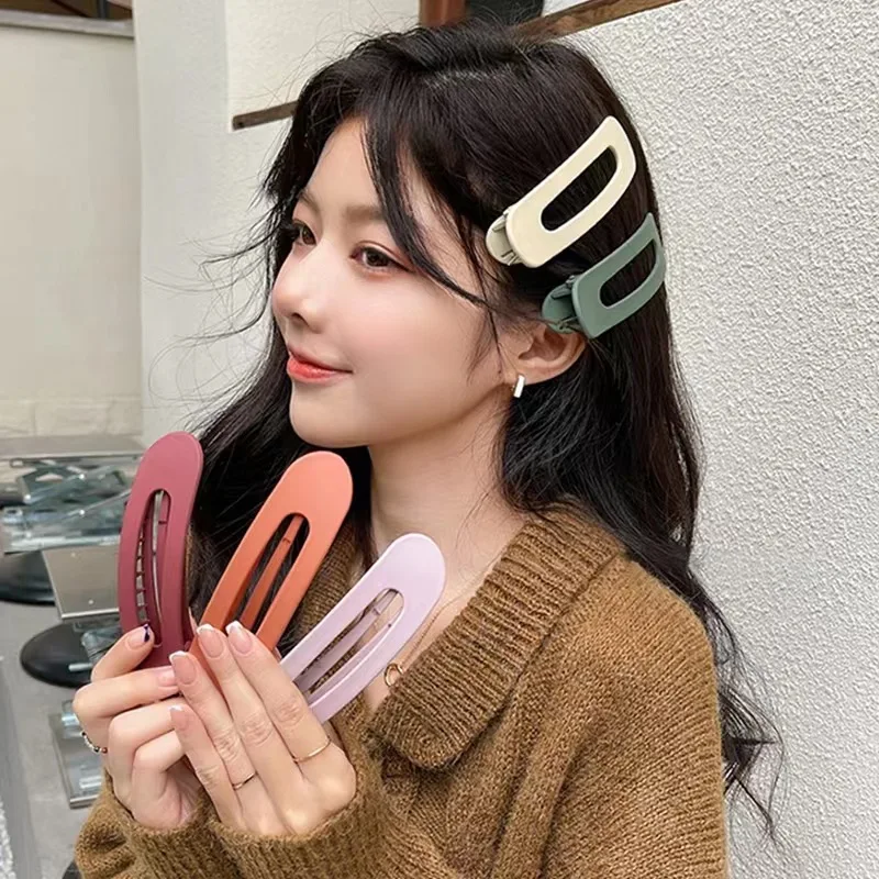 

Fashion Geometric Hair Clip Women Candy Color Matte Hairpin Korea Acrylic Barrettes Girls Large Duckbill Clip Hair Accessories