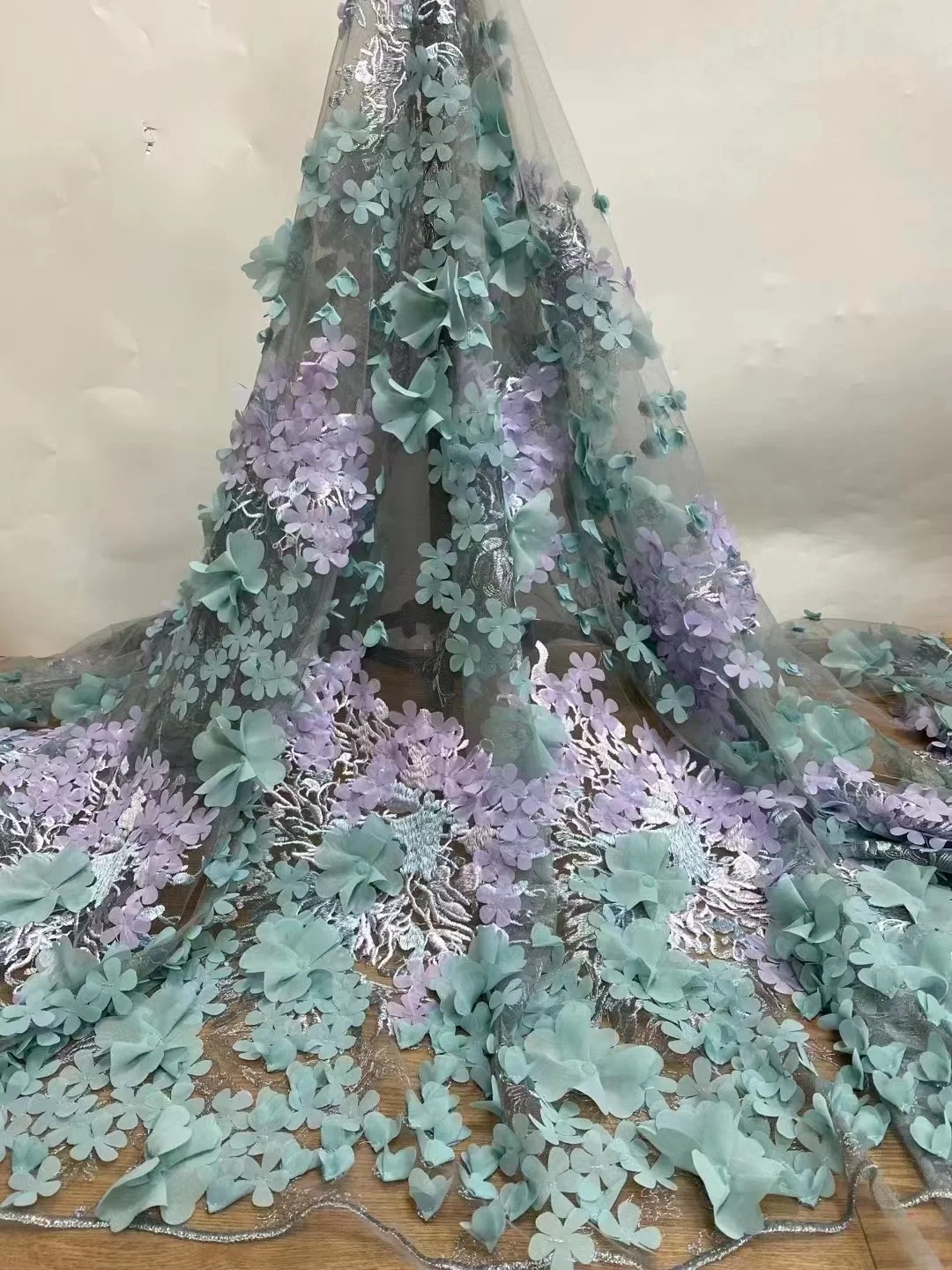 

Blue Wholesale African Lace Fabrics Sequins French Tulle Mesh Net Embroidered With Applique Flower 3D Lace Fabric