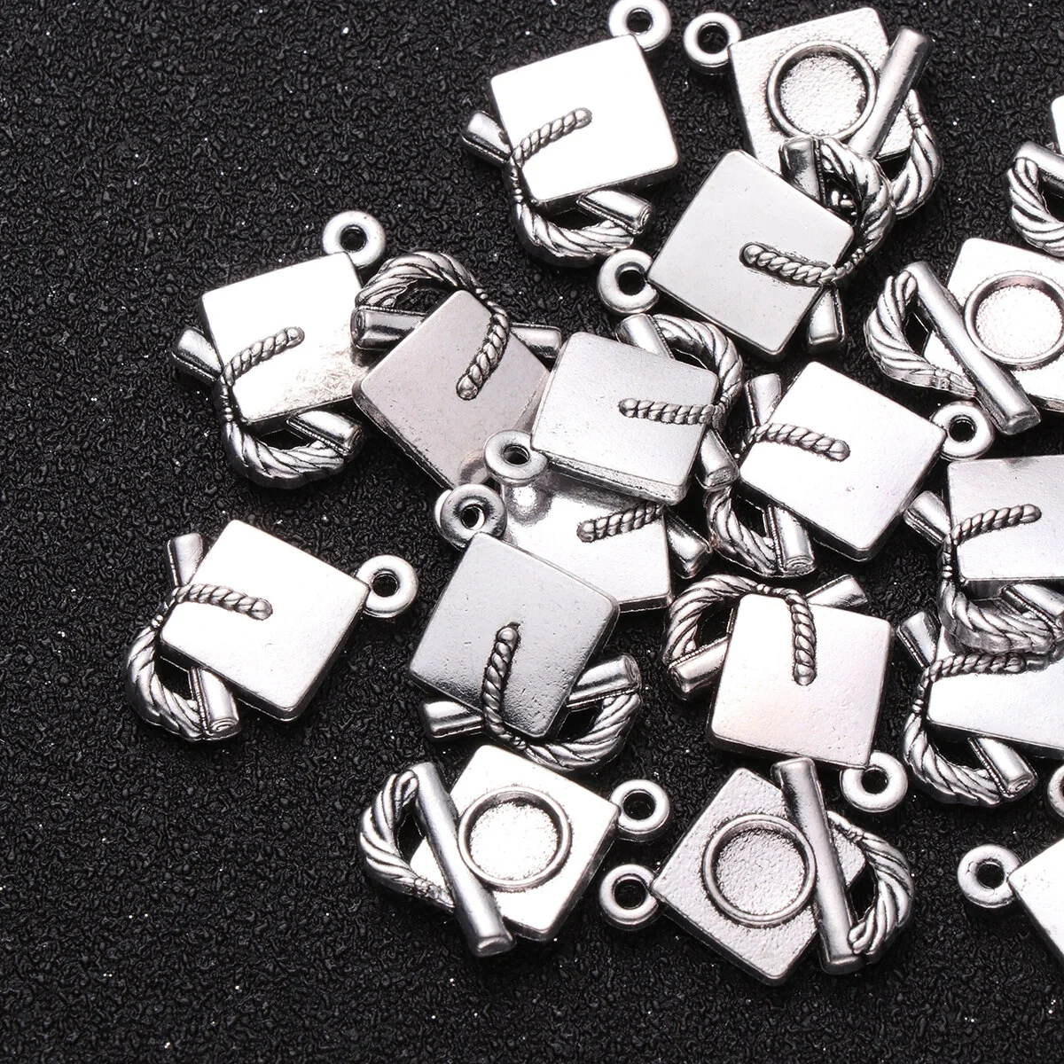 20pcs Chic Graduation Hat Pendants Charms Creative DIY Jewelry Making Accessory for Necklace Bracelet (Silver)