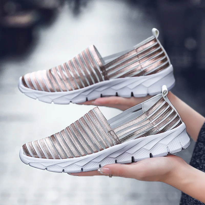 Fashion Light Casual Slip on Women's Vulcanize Shoes Breathable Air Mesh Soft Women Shoes Outdoor Walking Women's Flat Shoes 41