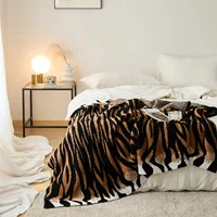 Realistic Tiger Skin Blankets Flannel Textile Decor Animalprint Skin Animal Portable Warm Throw Blankets for Bed Rug Piece