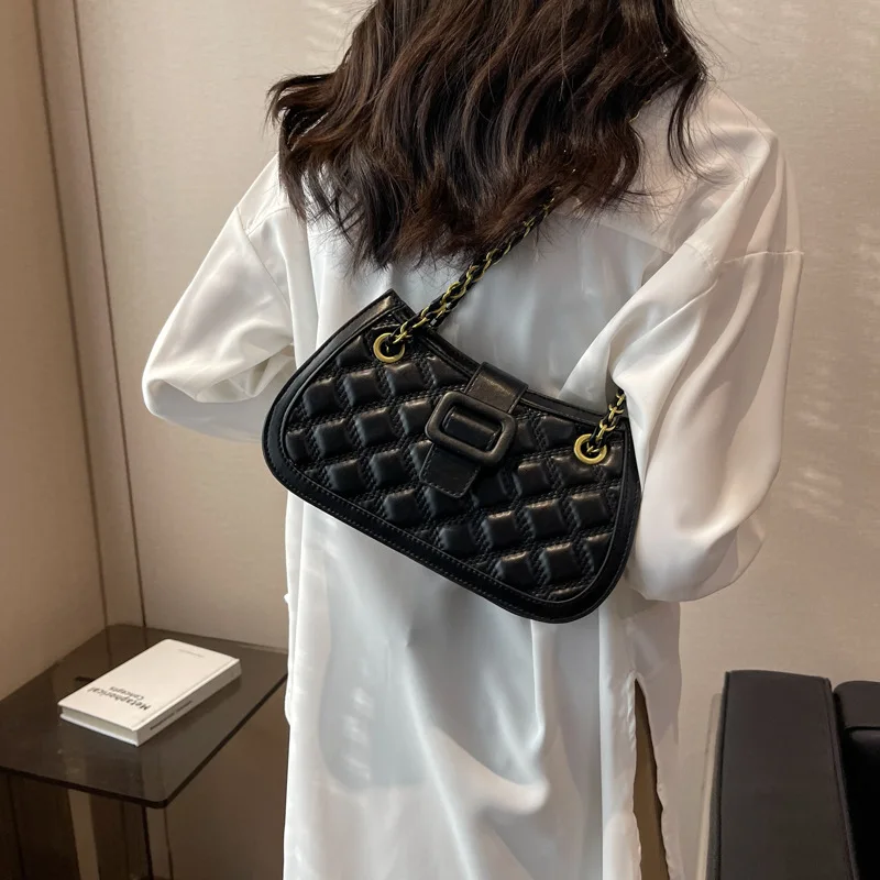 Popular Women's Chain Underarm Bags New Fashion Diamond Lattice Shoulder Messenger Bag Portable  Simple Retro Crossbody Storage