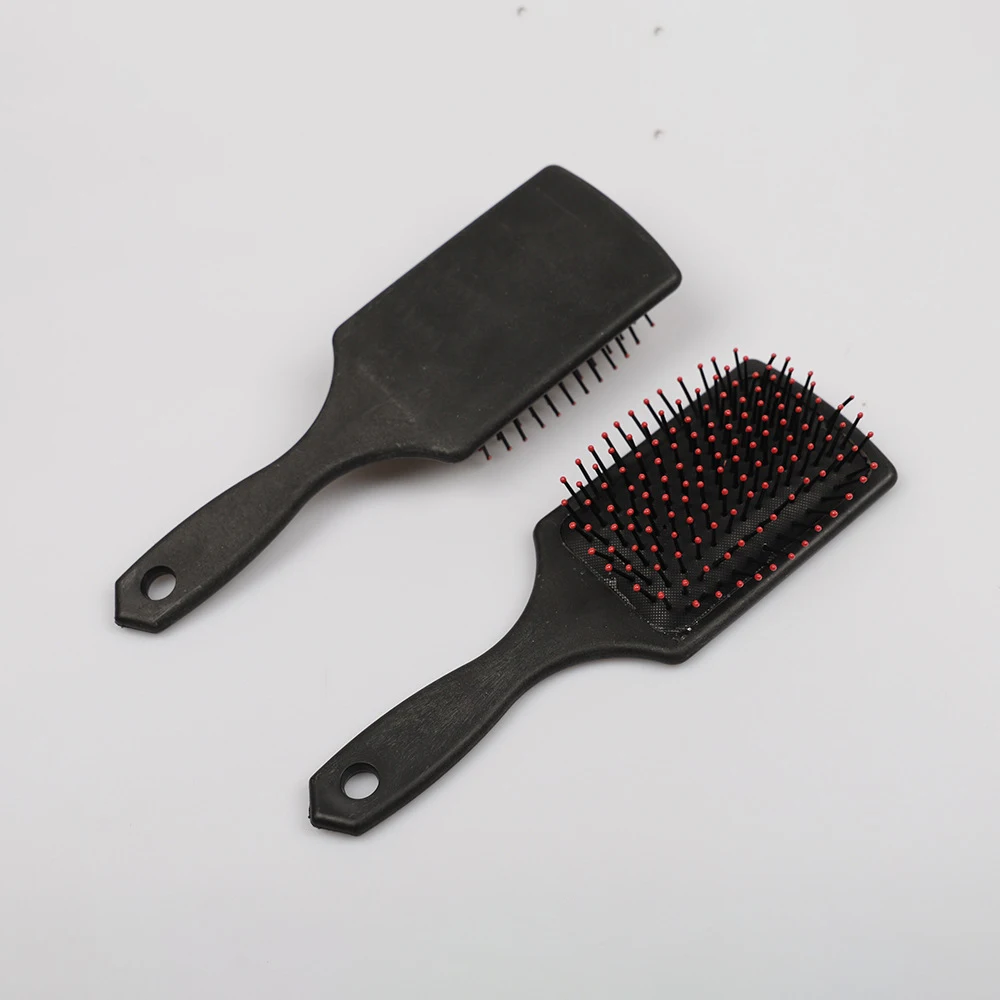 Рисунок 3 - Антистатические гребни для парикмахерских